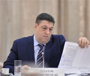 Legea care schimbă condiţiile de funcţionare a ONG-urilor, adoptată tacit în Senat