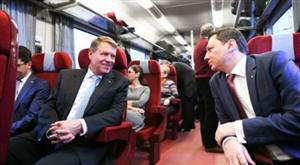 Președintele Iohannis a dat avionul sau mașina, pe tren