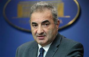 BNR: Foarte mulți oameni au adunat numai sărăcie, în timp ce grupuri restrânse au acumulat avuții