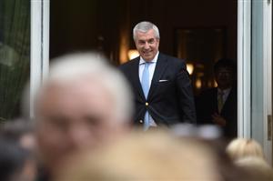 Tăriceanu, mesaj de 1 Decembrie: Trăim într-o perioadă în care se pare că românii nu îşi pot decide singuri viitorul