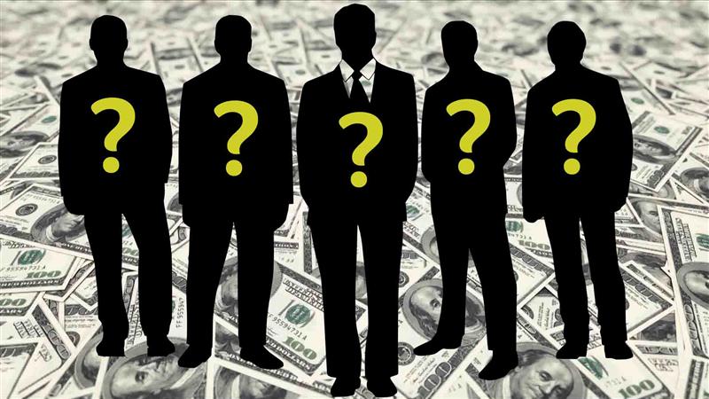 Doar doi români au reuşit să treacă pragul de 1 miliard de euro 
