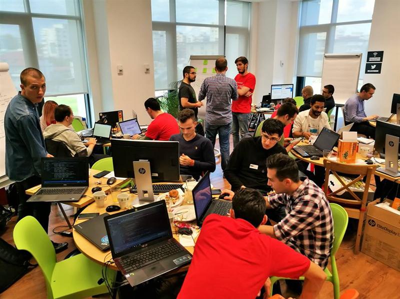 Giganții care controlează piața de IT din România, ce poate ajunge la o pondere de 10% din PIB