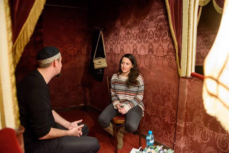 Faţă în faţă cu actorii din Cluj. 
