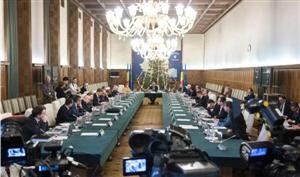 Guvernul s-a răzgândit: Pensiile speciale pot fi cumulate cu cele publice