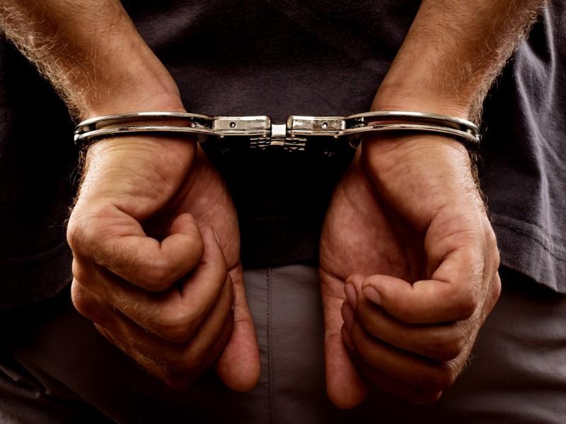Bătaie şi geamuri sparte în Floreşti. Autorul e un şofer beat 
