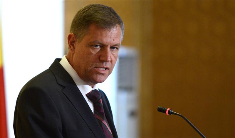 Klaus Iohannis atacă la CCR legea care modifică OUG de înfiinţare a ANCOM