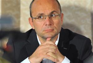 Cozmin Guşă: Propunerea Vioricăi Dăncilă ca premier face de râs PSD
