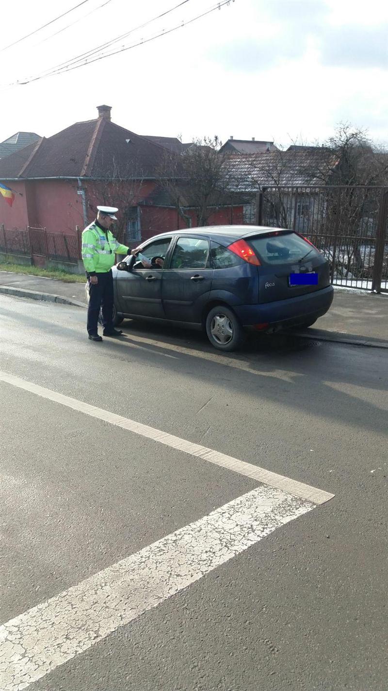 Când poliţia e la datorie. 24 de permise reţinute şi 23 de pietoni amendaţi