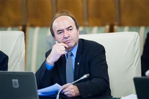 Toader rămâne ministru al Justiţiei şi în Guvernul Dăncilă, ca independent sprijinit de coaliţie