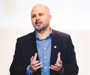 Emanuel Ungureanu, invitaţie pentru medicii clujeni la o dezbatere despre infecţiile nosocomiale. Printre vorbitori, specialişti de marcă în domeniu VIDEO