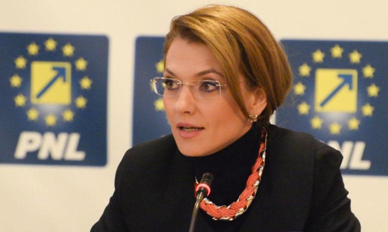 Scandal în PNL pe funcțiile din Parlament
