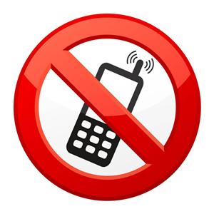 Ţara care a interzis utilizarea telefoanelor mobile în maşini, chiar şi când acestea sunt trase pe dreapta