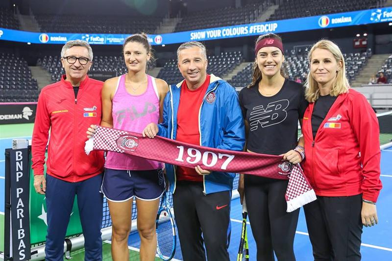 Fed Cup la Cluj. Dan Petrescu a asistat la antrenamentul româncelor FOTO