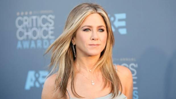 Jennifer Aniston, din nou singură. Frumoasa actriţă a decis să divorţeze