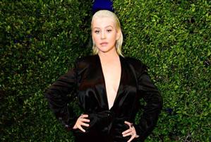 FOTO | Christina Aguilera le-a făcut un „cadou” sexy fanilor