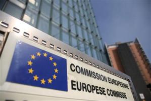 Revocarea lui Kovesi. Comisia Europeană: Monitorizăm evoluţia procedurilor, raportul MCV ar putea fi reevaluat