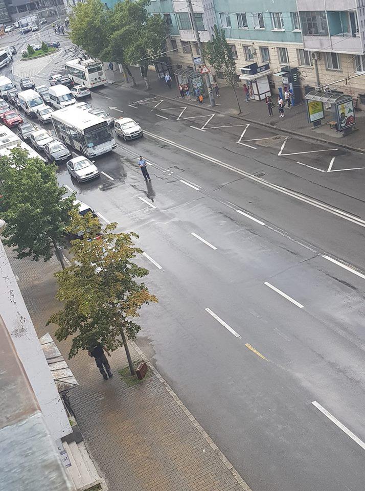 Valiză suspectă în Mihai Viteazul