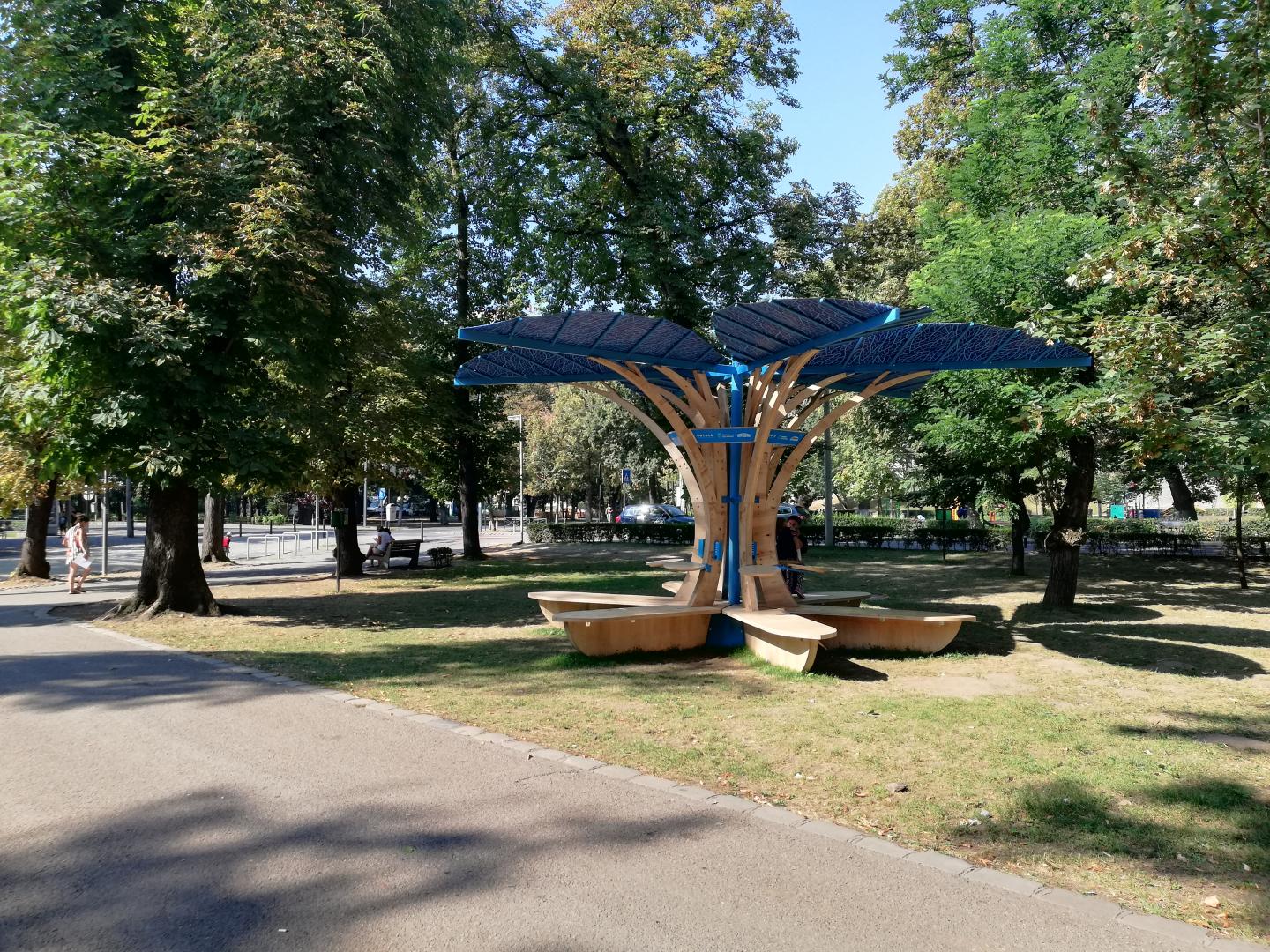 ”Moștenirea” Untold. Încărcare cu energie solară și decor hipsteresc pentru miri
