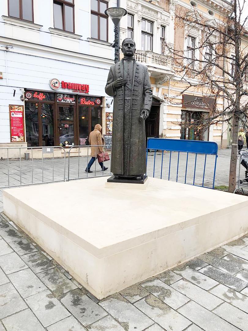 Trei noi statui pentru Cluj de Centenar. Au fost amplasate în oraş, ceremoniile de dezevelire vineri