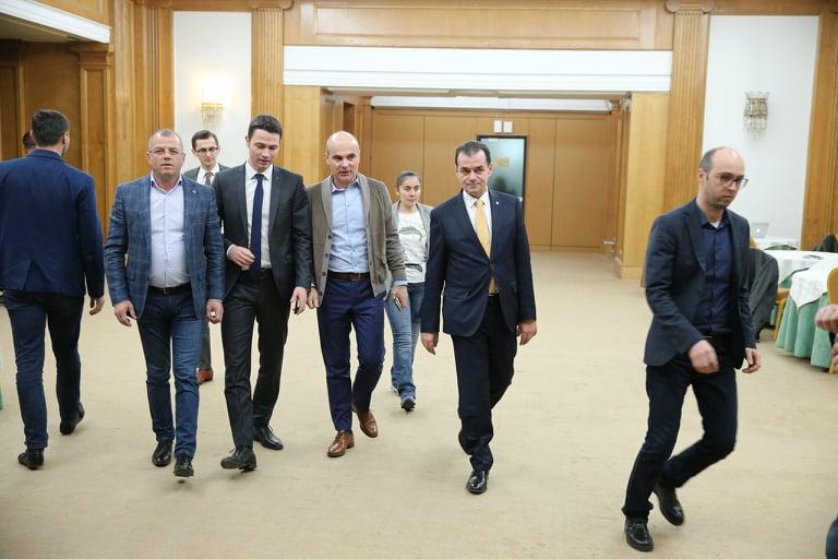 Rareș Bogdan, primele poze la PNL