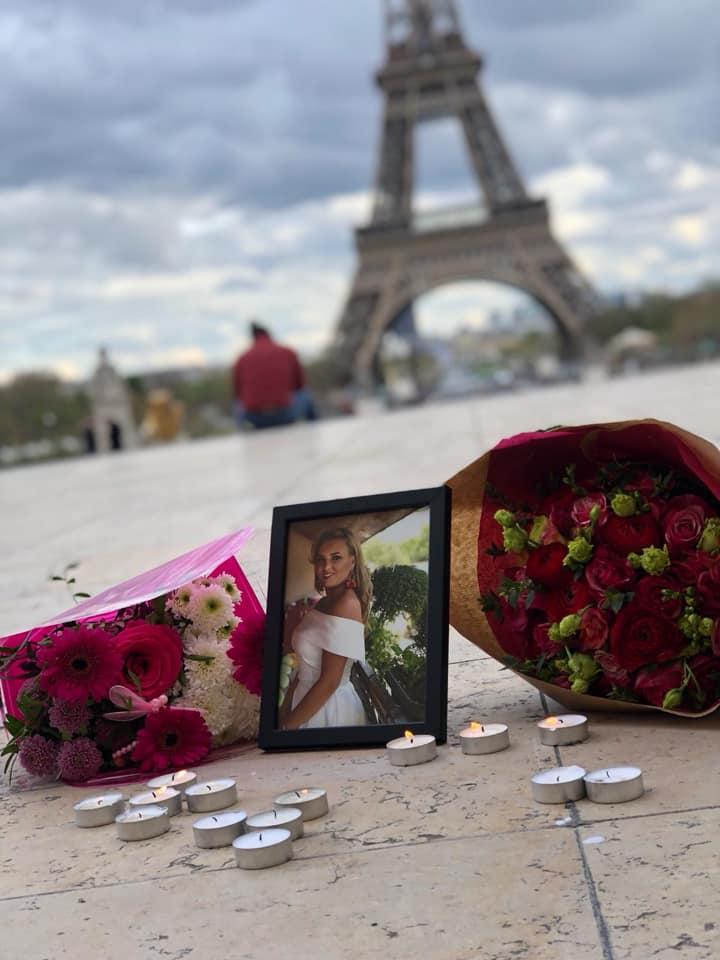 O clujeancă a murit la Paris, chiar înainte de a fi cerută de soție. A căzut în gol, în zona Turnului Eiffel