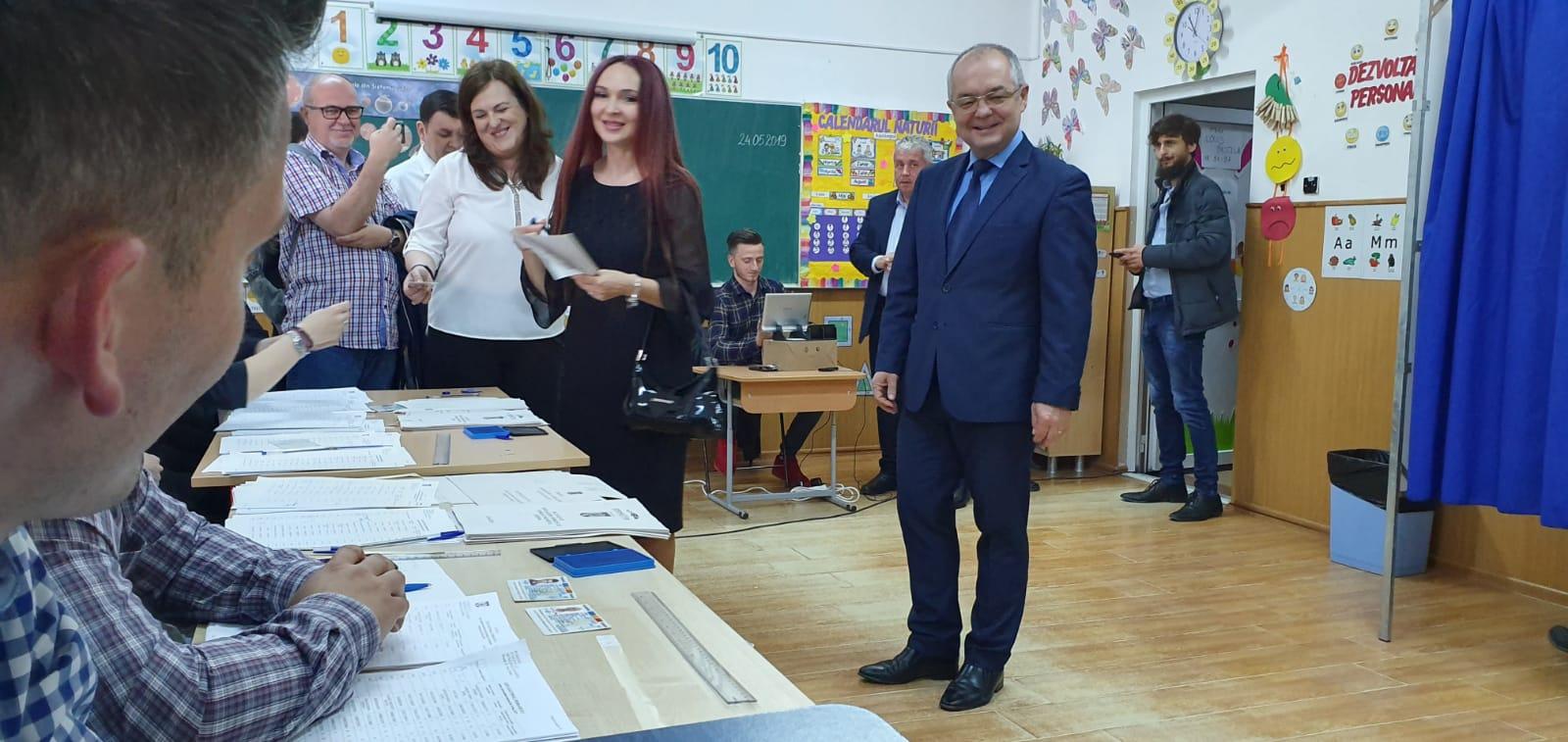 Primarul Clujului, la urne: "Votez pentru un parcurs european al României"