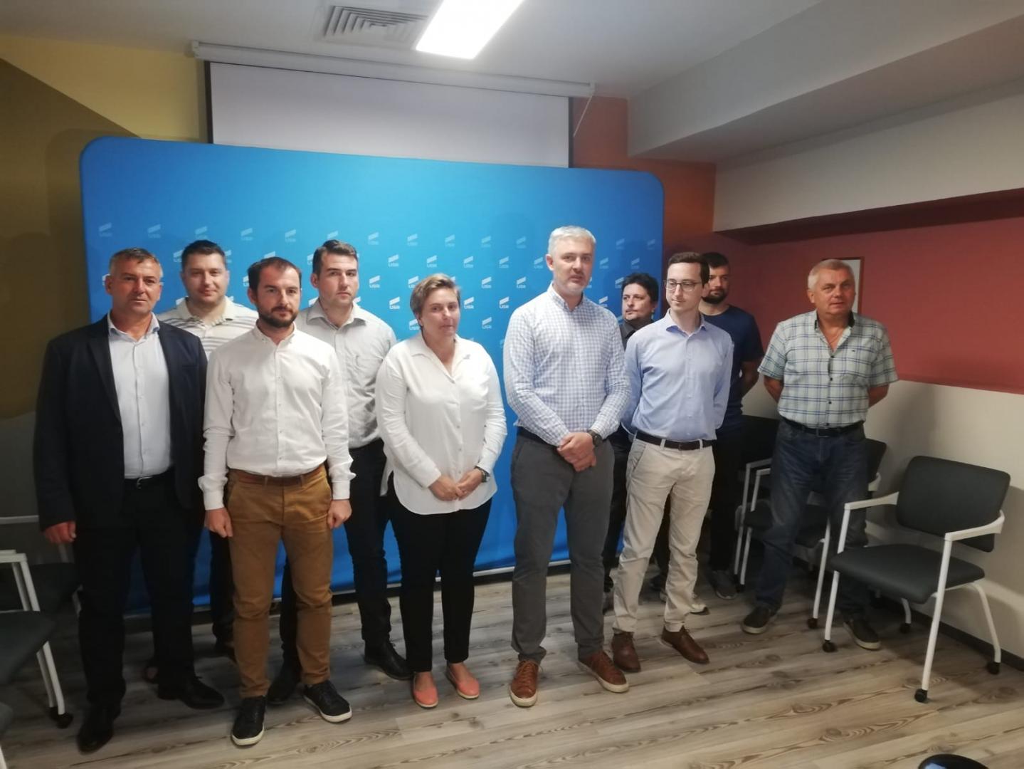 USR-iştii clujeni, timizi să intre în cursa electorală împotriva lui Boc. 2 candidaţi pentru Primăria Floreşti, 0 pentru Primăria Cluj-Napoca