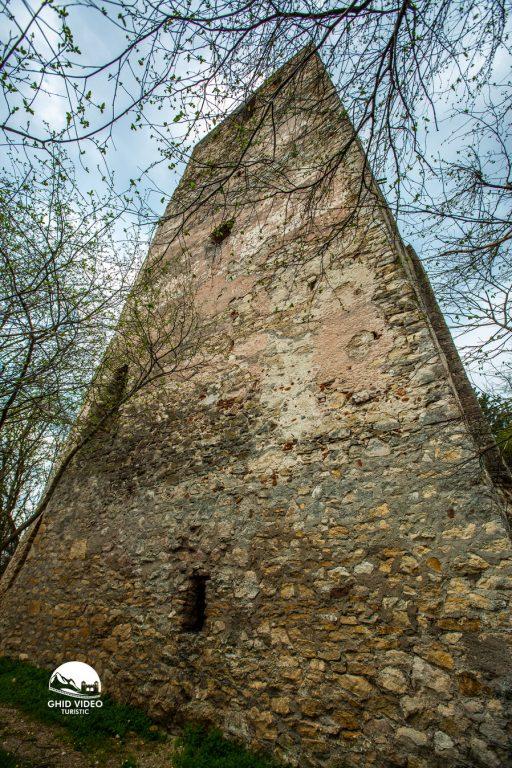 Castelul Ciorii, o bijuterie arhitecturală la doi paşi de Cluj. Ce mai puteţi vizita în zonă