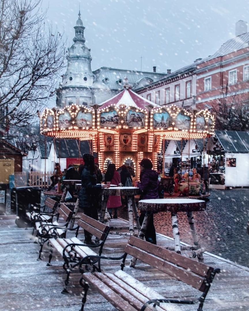 Clujul luminos. Magia sărbătorilor, în 10 fotografii din capitala Transilvaniei