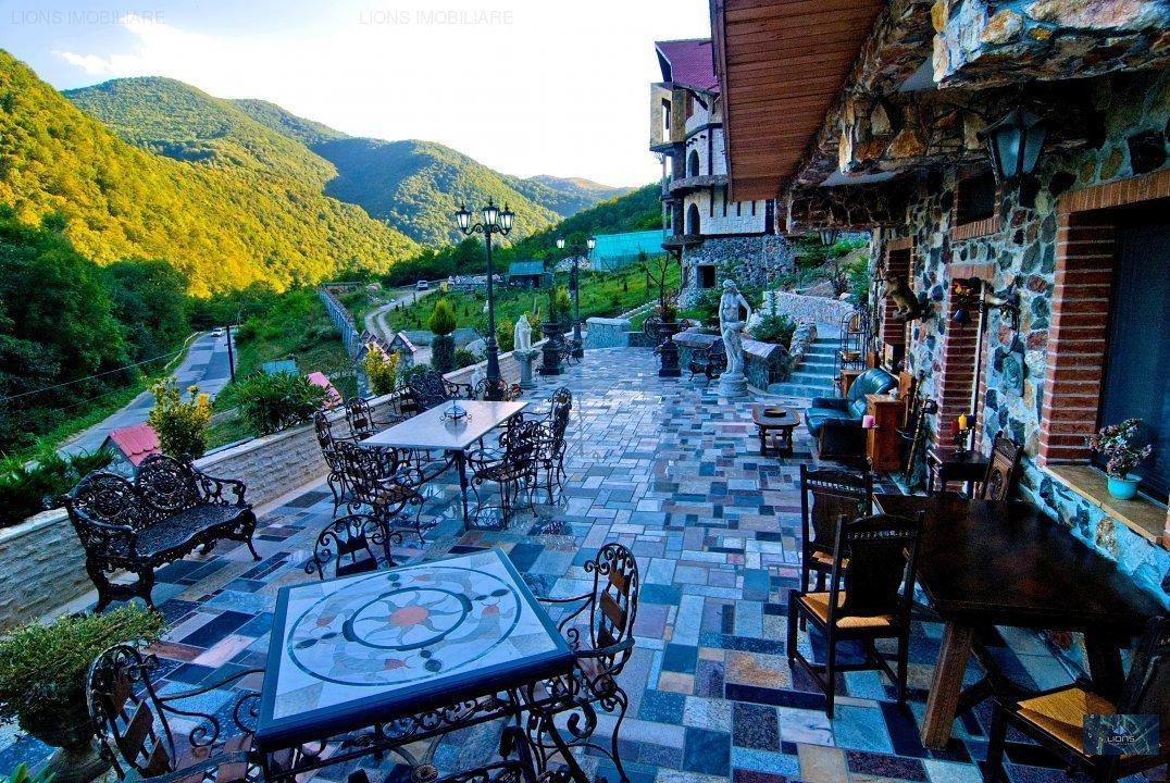 Domenii şi complexuri turistice v&acirc;nzare la munte şi hotel l&acirc;ngă Salina Turda. C&acirc;t costă