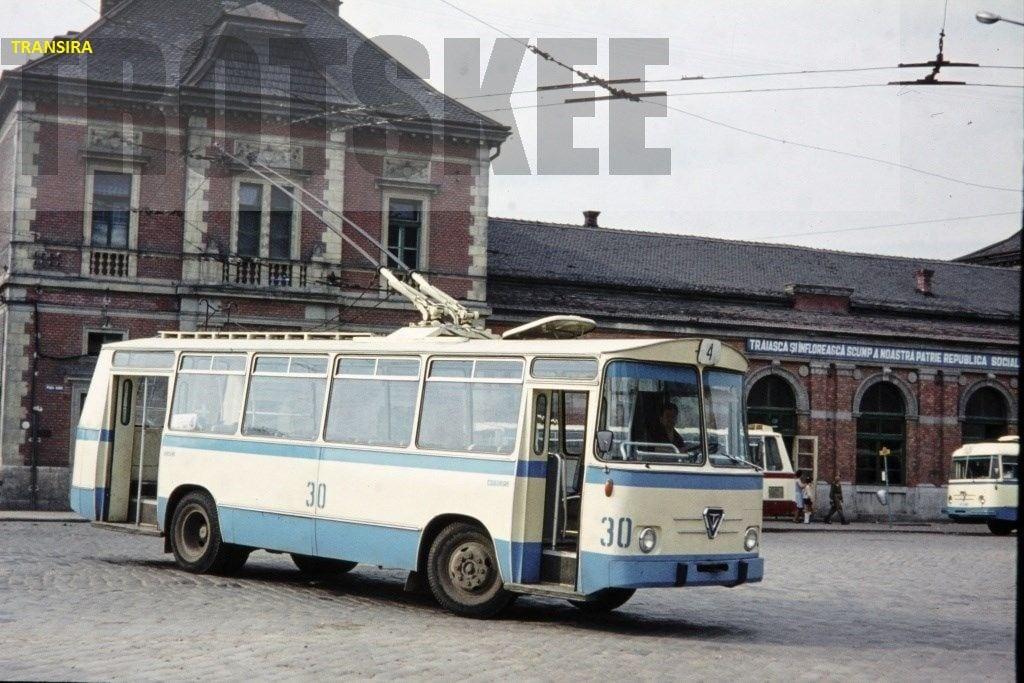 Amintiri din vechiul Cluj. Cum arătau troleibuzele în anii 70