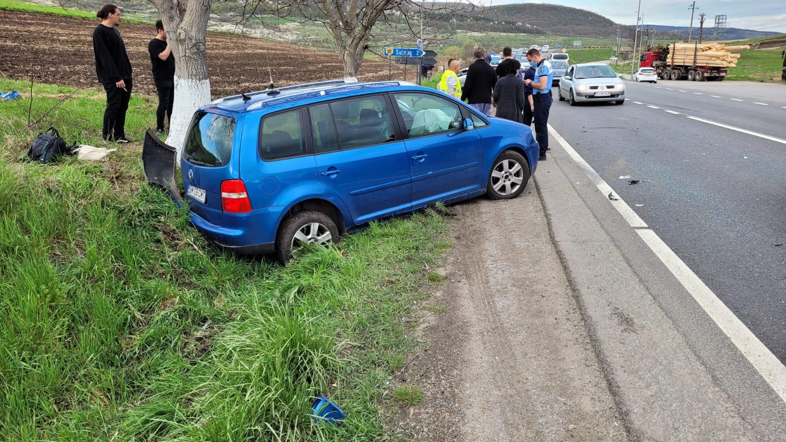 Accident cu victime în Suceagu. Coliziunea desprins bucăţi din maşini şi a lăsat în urmă bucăţi oameni plini de sânge