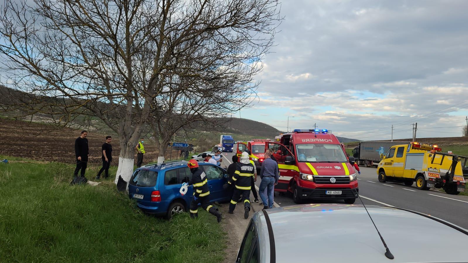 Accident cu victime în Suceagu. Coliziunea desprins bucăţi din maşini şi a lăsat în urmă bucăţi oameni plini de sânge