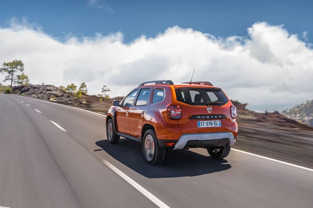 Dacia a prezentat primele imagini cu noul Duster