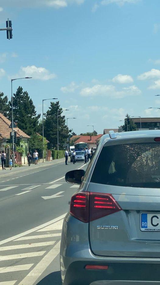Bărbat lovit de mașină în Florești. Traversa neregulamentar