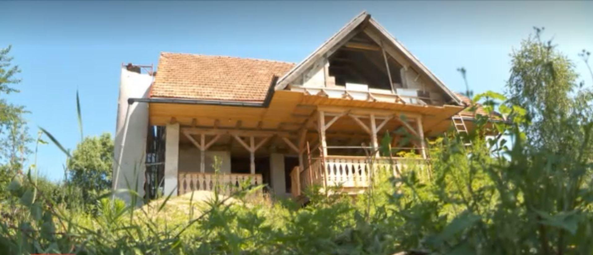 Casă construită în Cluj cu cărămizi din cânepă. Cum arată