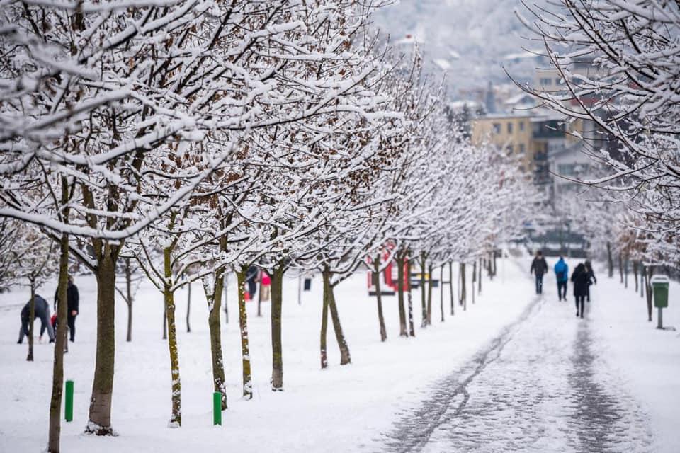 Weekend à la Cluj. Emil Boc a postat o serie de fotografii de duminică din oraș