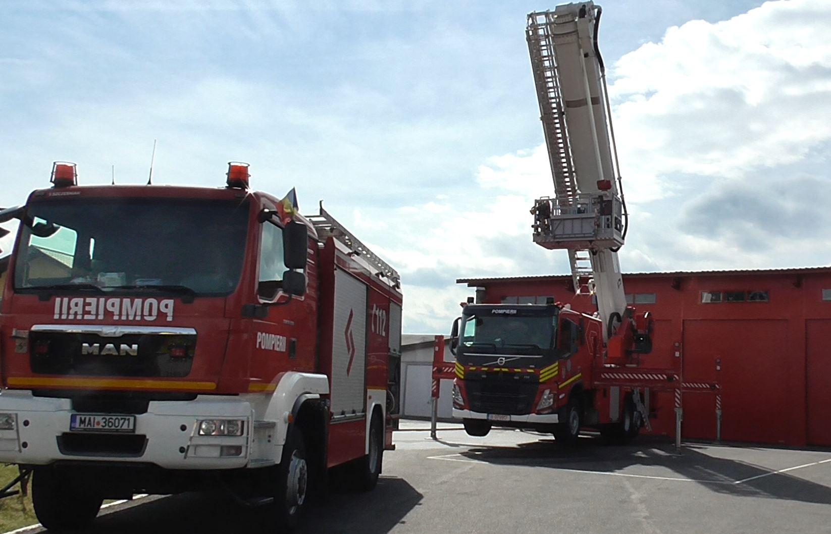 Intervenția la incendiul din Florești. Cum explică ISU Cluj "bâlbele" cu scara