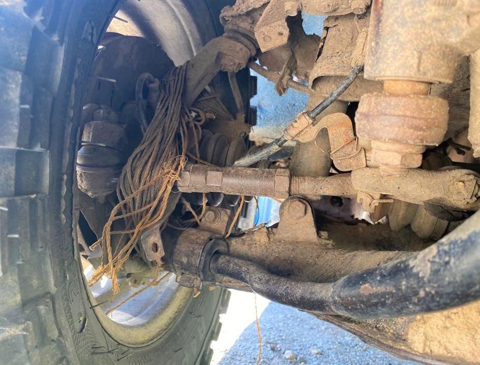 Mai RAR (sperăm!) așa ceva... Ce au găsit inspectorii RAR sub mașina unui clujean