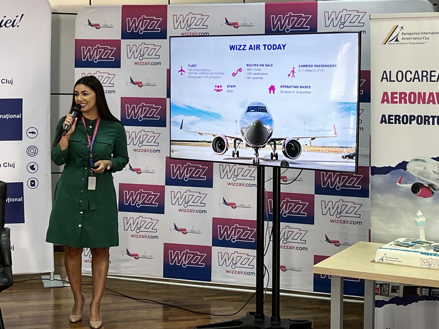 Un nou avion la AEROPORTUL din CLUJ. Wizz Air a inaugurat cea de a VII-a aeronavă. Ciceo: „Avem un nou record absolut”