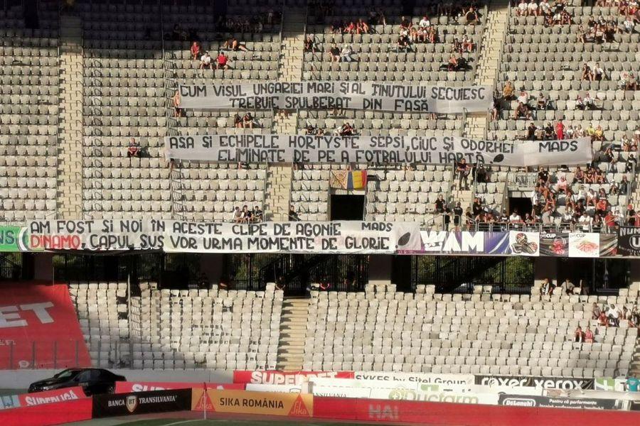 Scandări șovine și xenofobe, în tribunele Cluj Arena, la ”U” Cluj - Sepsi. Meciul a fost oprit