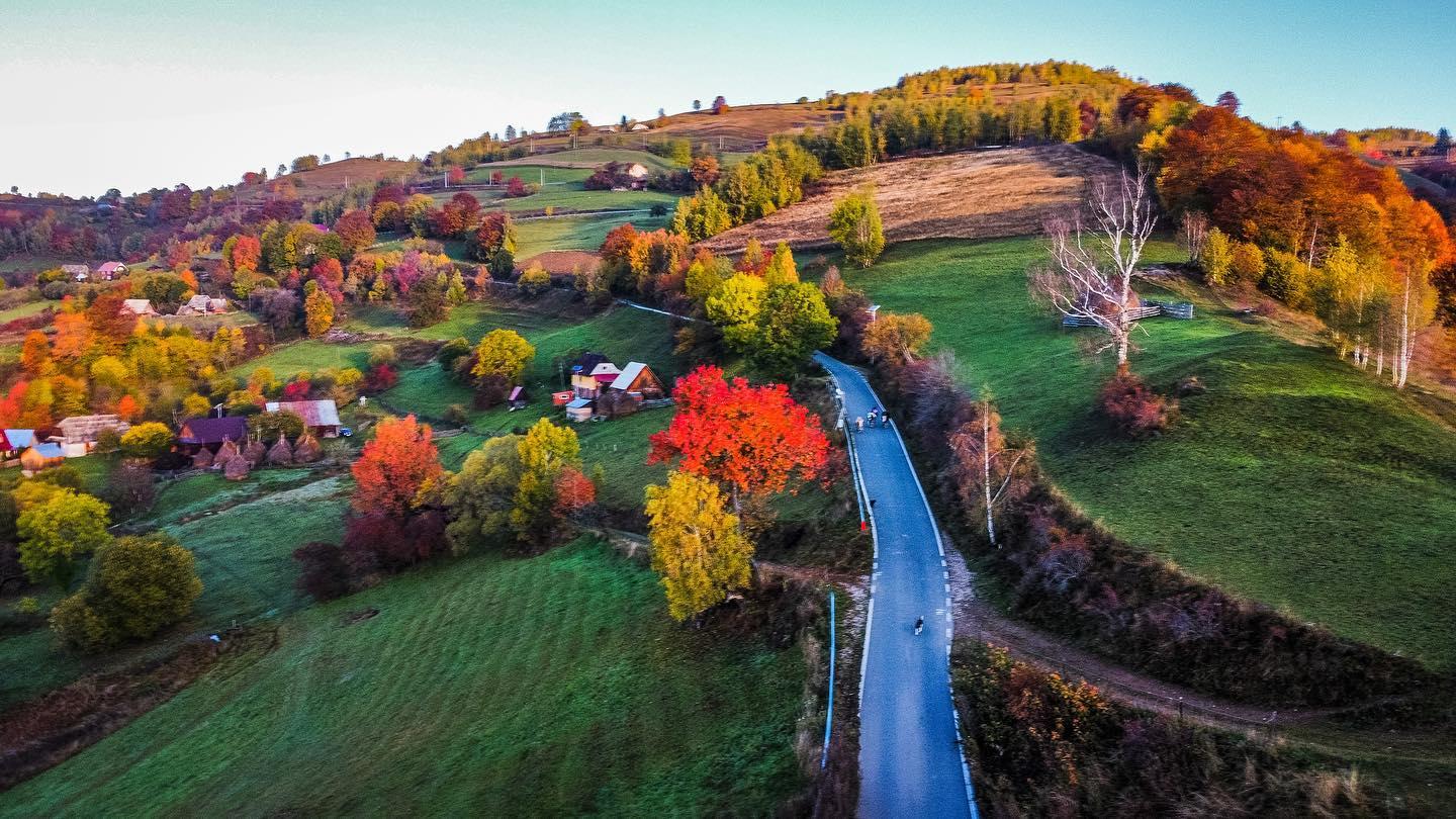Toamna ruginie de Transilvania. Imagini de vis din Apuseni