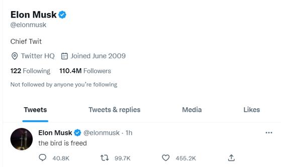 Oficial: Elon Musk a cumpărat Twitter. Cât a plătit cel mai bogat om din lume pentru rețeaua de socializare?