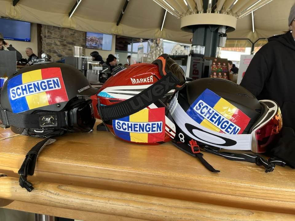 Turiști români, gest pentru România la schi în Austria. Le-au arătat... steagul austriecilor