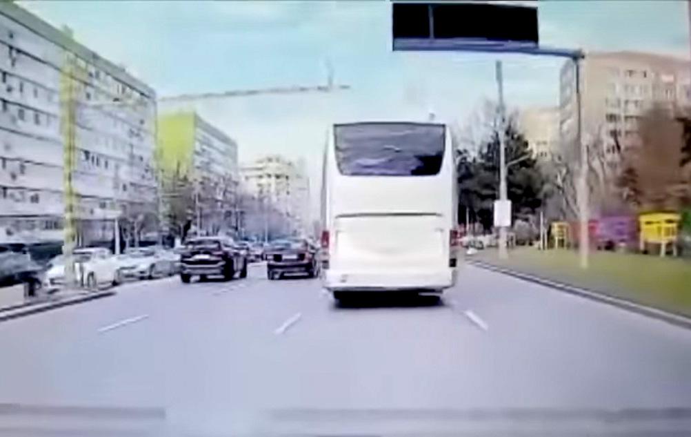 Drulă: Prelimitatorul de înălţime din Pasajul Unirii e incorect amplasat. Nu există întreținere, lanţurile sunt date peste cap