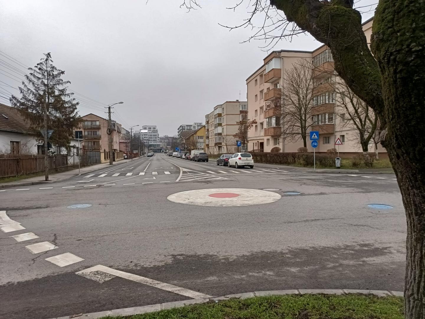 Clujul, așa cum nu l-ai văzut de mult: oameni puțini, străzi pustii și fără mașini