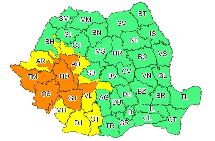 Noi ALERTE de furtuni! COD GALBEN de vijelii, ploi torențiale și grindină la Cluj