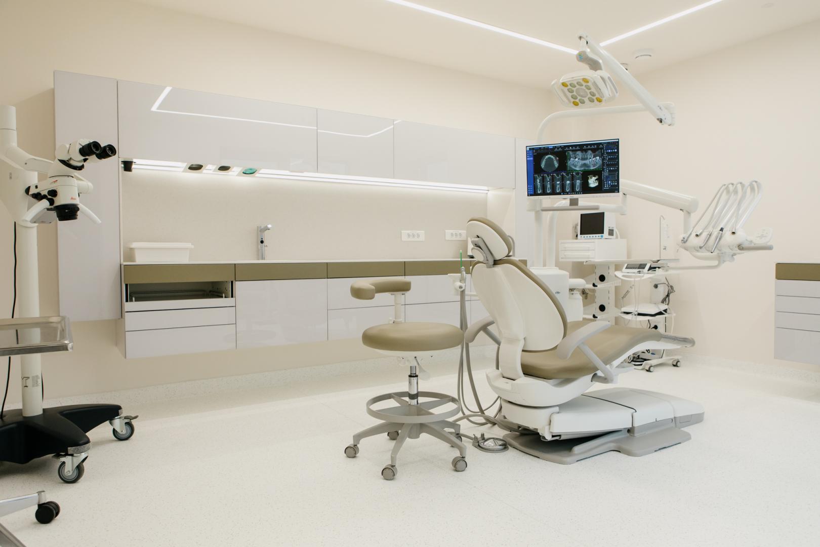 Clinica Stomatologică Rotar – Locul care te lasă cu gura căscată, în toate privințele