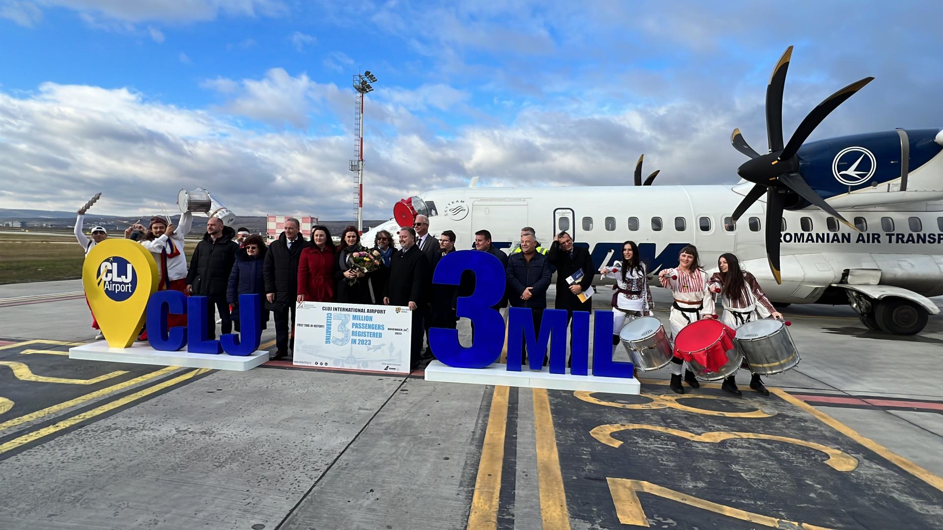 Clujul recordurilor. A aterizat pasagerul cu nr. 3 mil. din 2023 la Aeroportul „Avram Iancu”