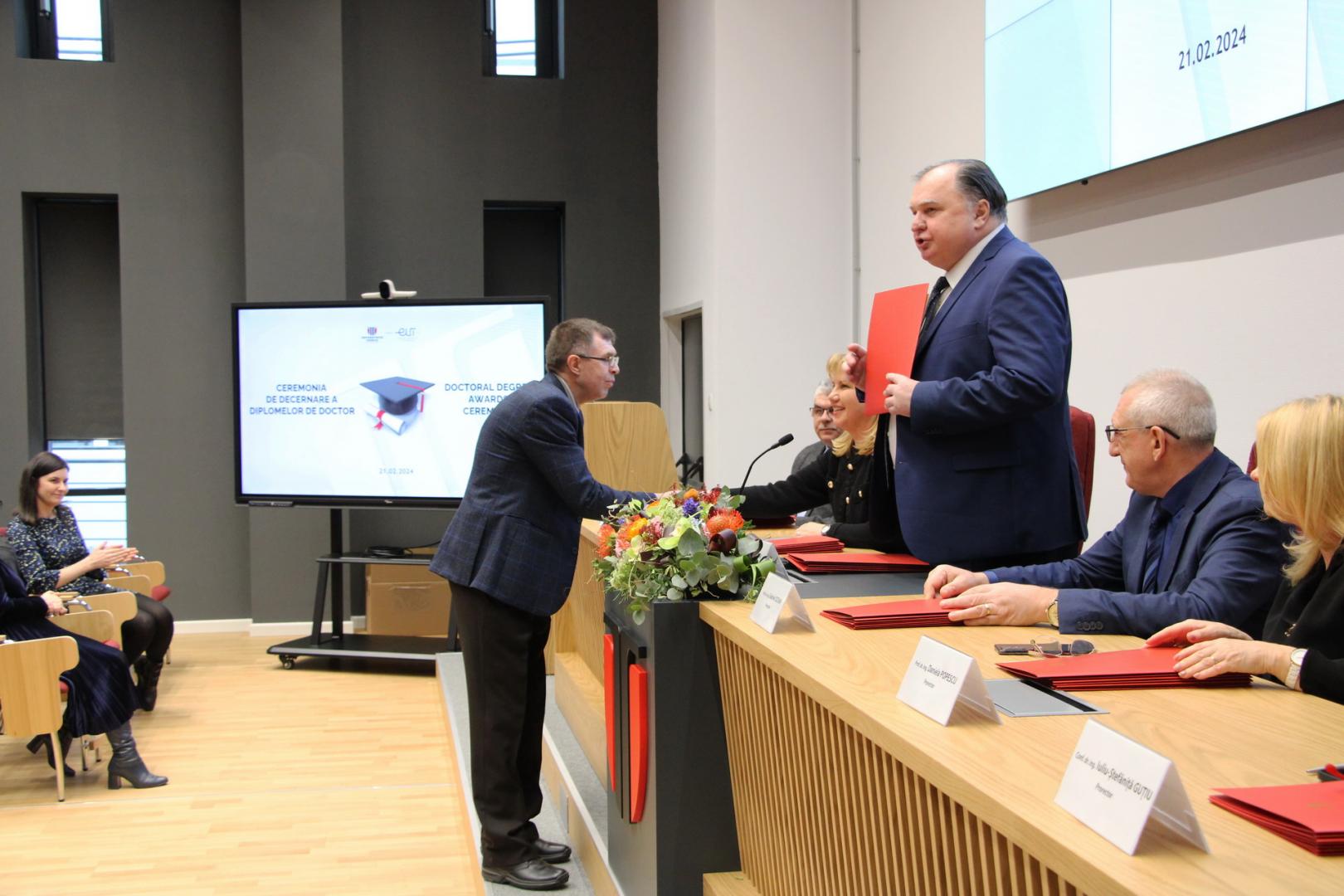 Universitatea Tehnică din Cluj-Napoca celebrează excelența academică. Ceremonia de decernare a Diplomelor de Doctor
